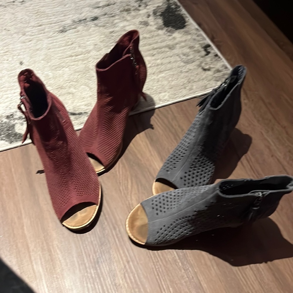 2 pairs Tom’s open toe suede booties